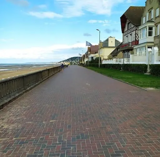 La Parenthese Апартаменты Кабур